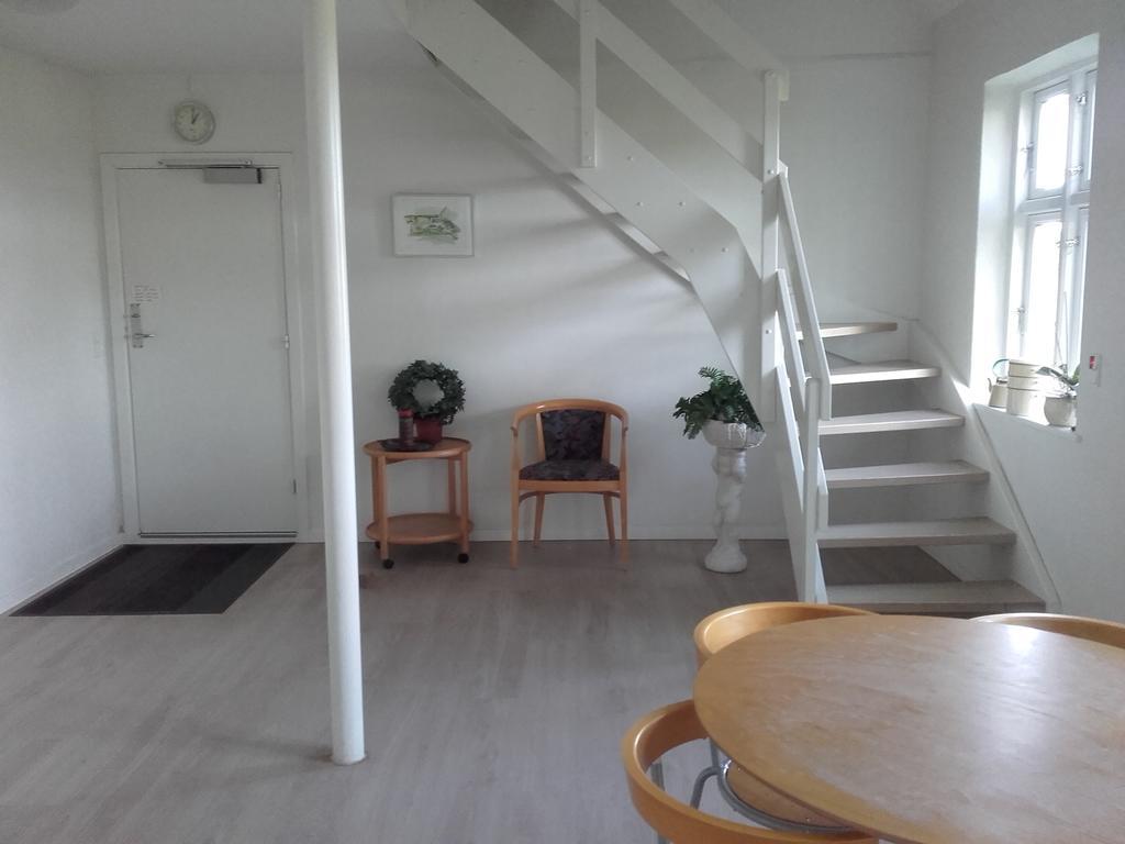 Pension Stenvang Onsbjerg Buitenkant foto